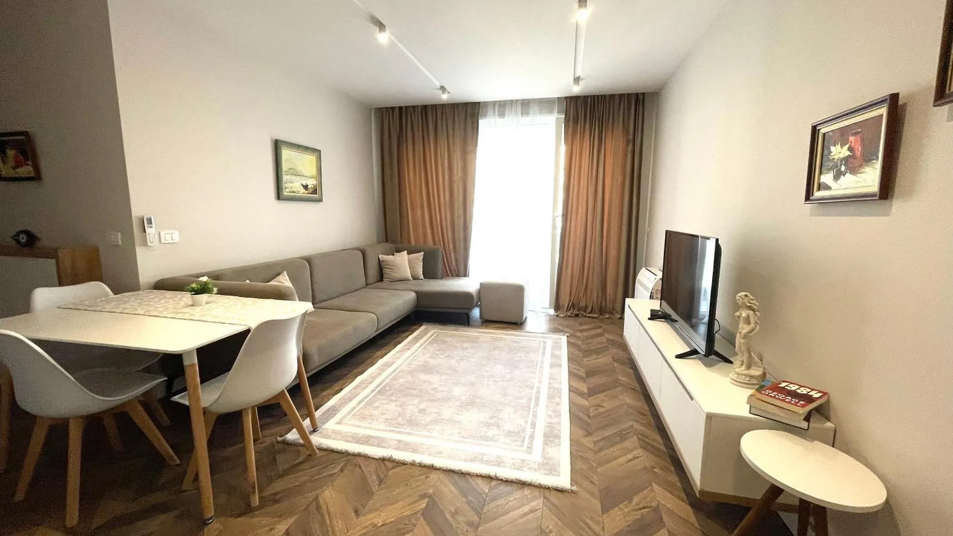 Fiori Di Bosko Apartment Tirana 0*,  Albania